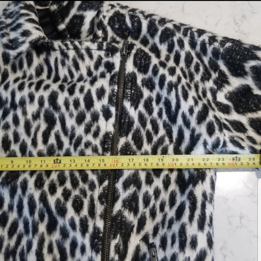 🧥BANANA REPUBLIC WOOL COAT - Picture 6 of 16
